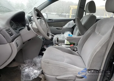 2010 Toyota Sienna Ce from USA, damaged, VIN 5TDKK4CC2AS300914